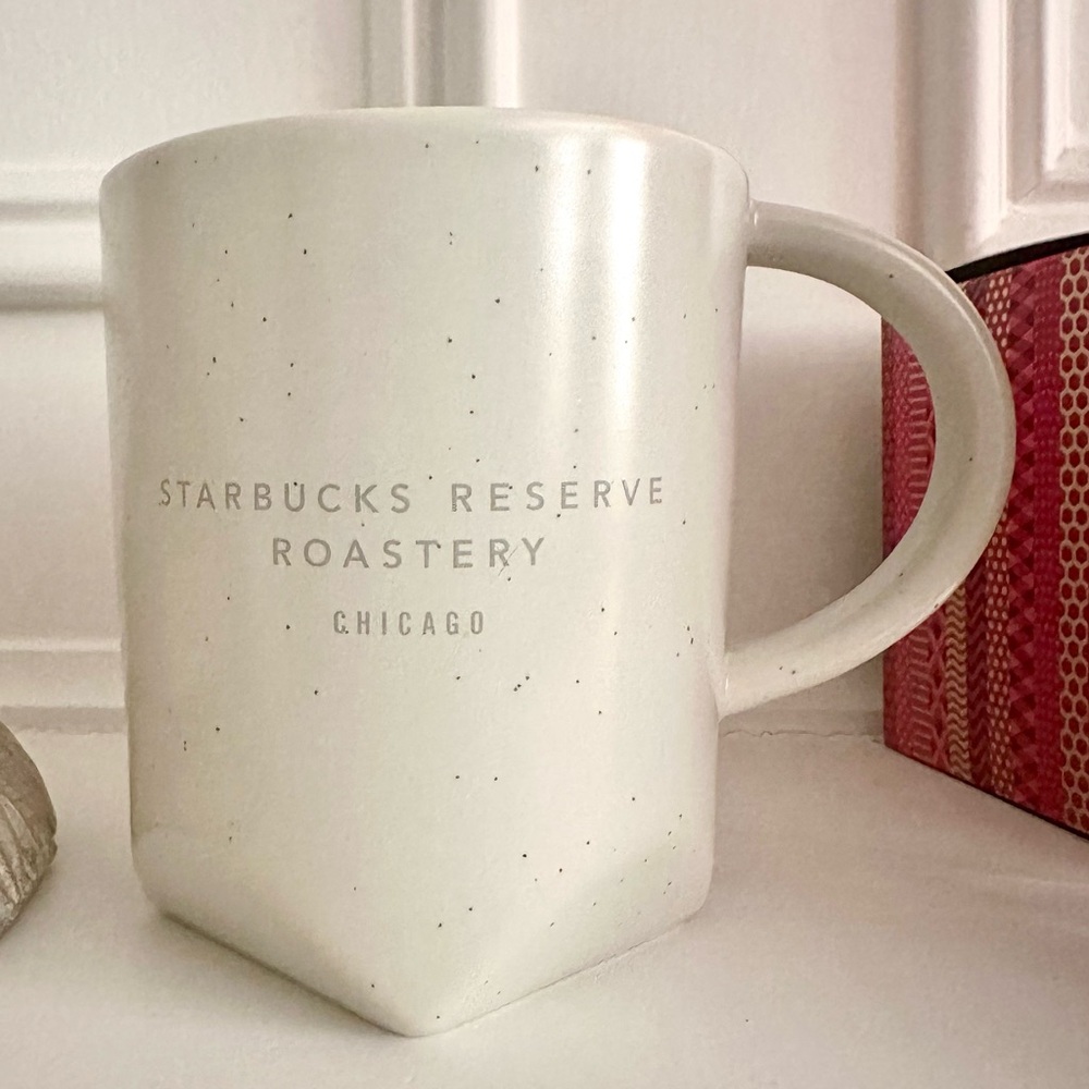 Starbucks Reserve Chicago mug